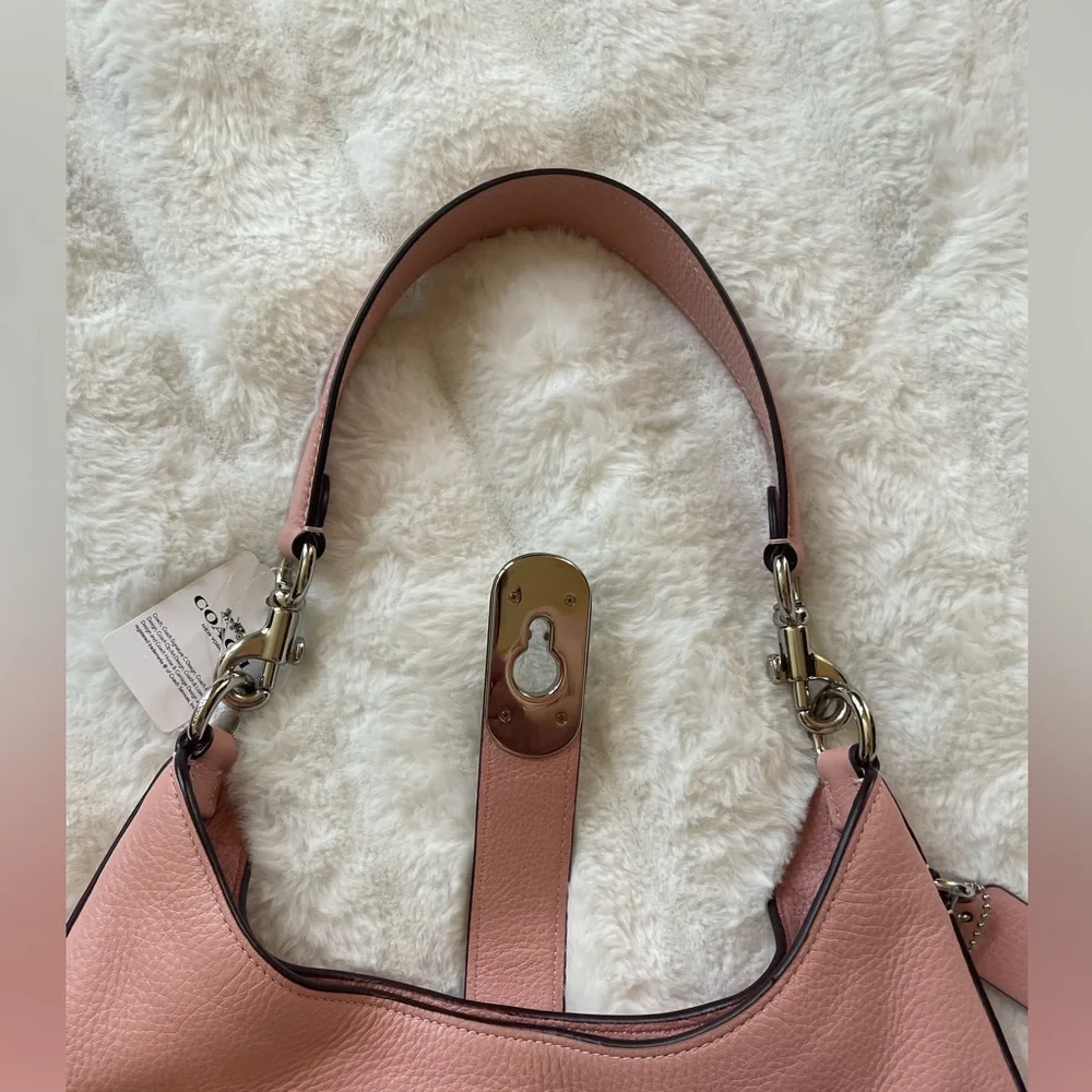 Coach Handbag. - Picture 5 of 16